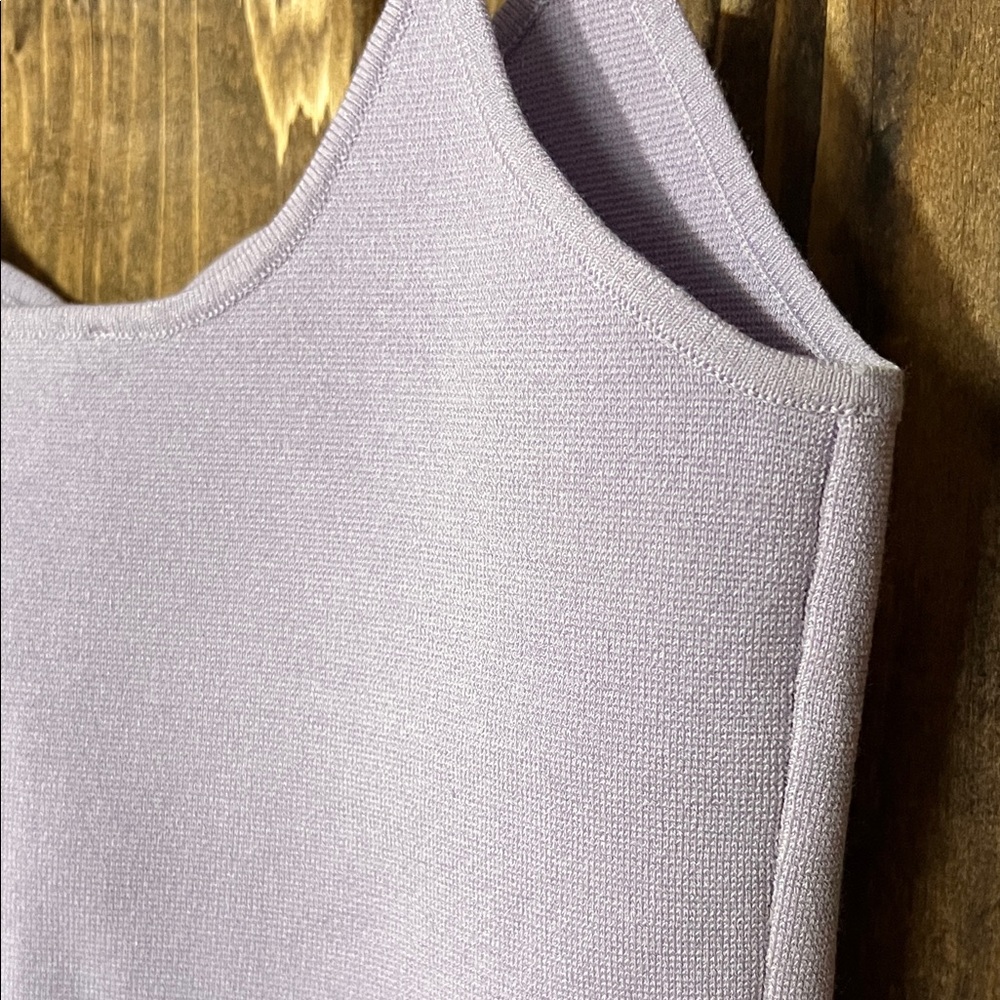Express Lilac Ribbed V‑Neck Cami - Picture 4 of 7